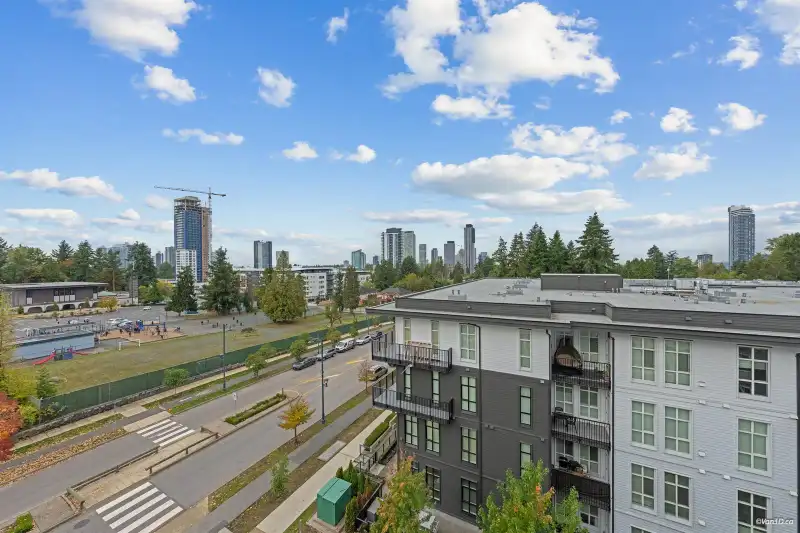 624 13963 105A STREET - photo 1 of 27