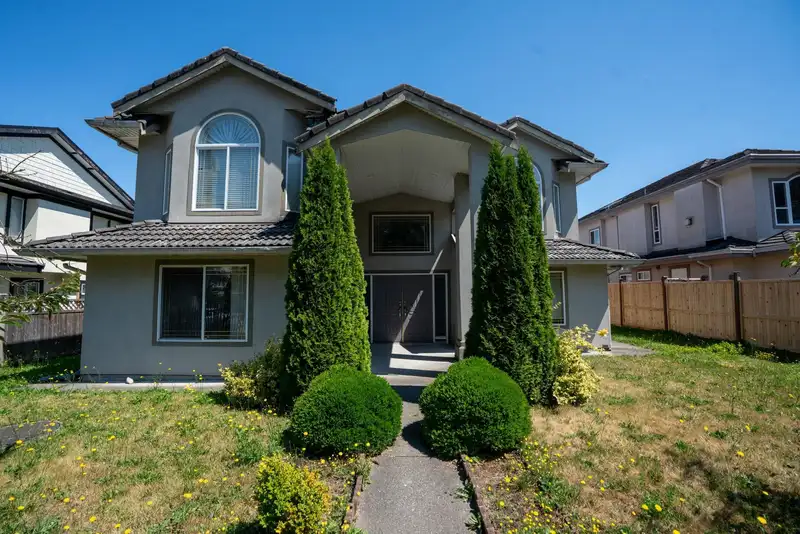 6550 128 STREET - photo 2 of 14