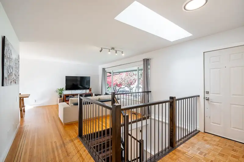 14456 115 AVENUE - photo 3 of 39