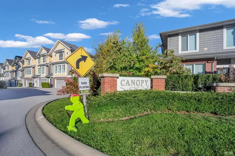 26 9688 162A STREET - photo 1 of 1