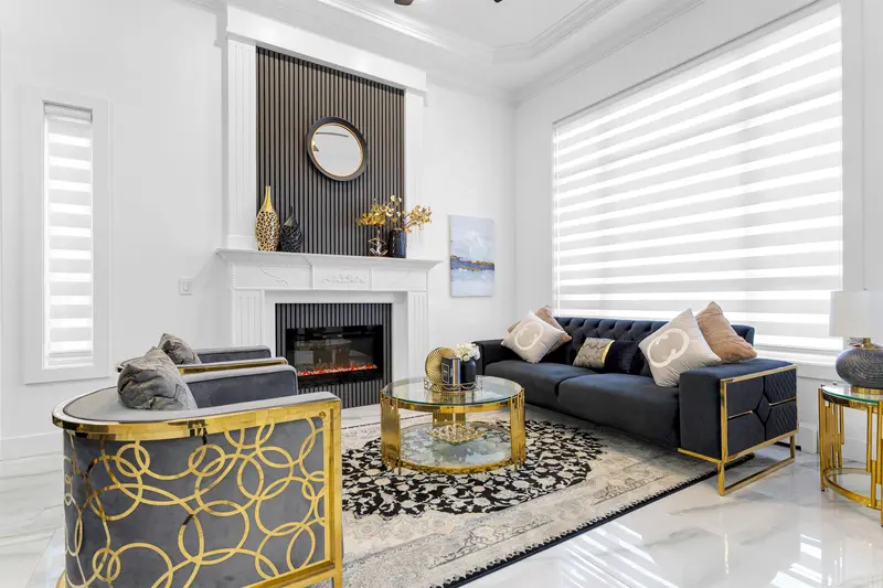 8379 152A STREET - photo 4 of 25