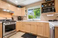 10931 161A STREET - thumbnail 8