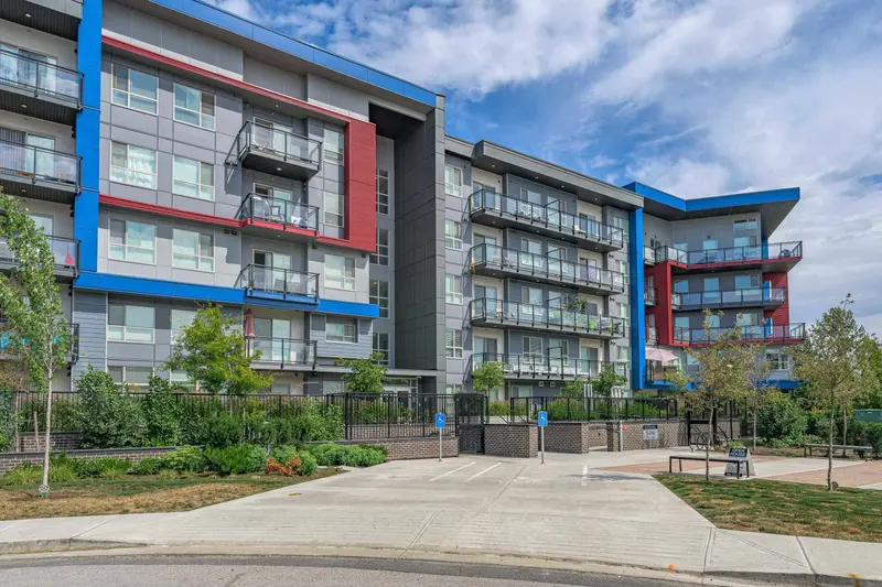 120 5486 199A STREET - photo 3 of 25