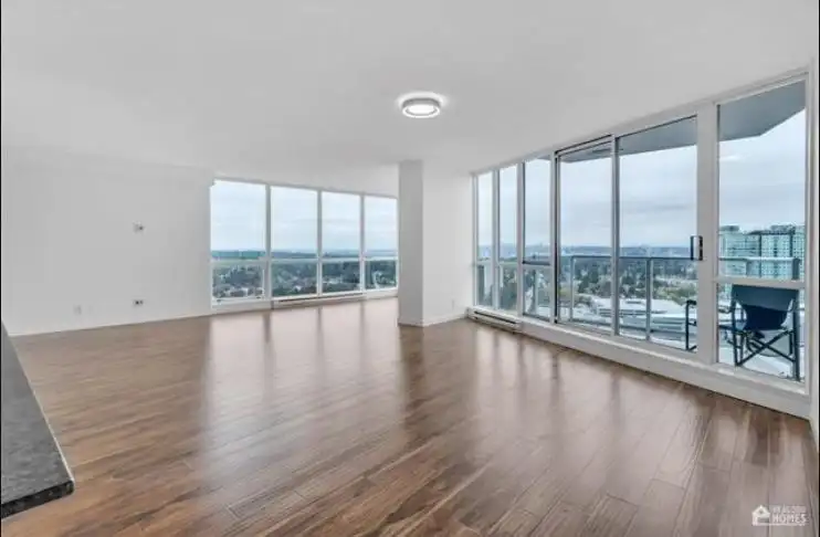 3501 13618 100 AVENUE - photo 2 of 12