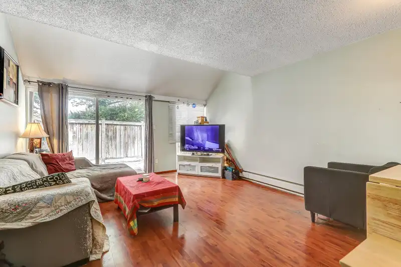 26 17702 60 AVENUE - photo 2 of 26