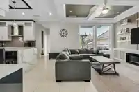 6647 121A STREET - thumbnail 18