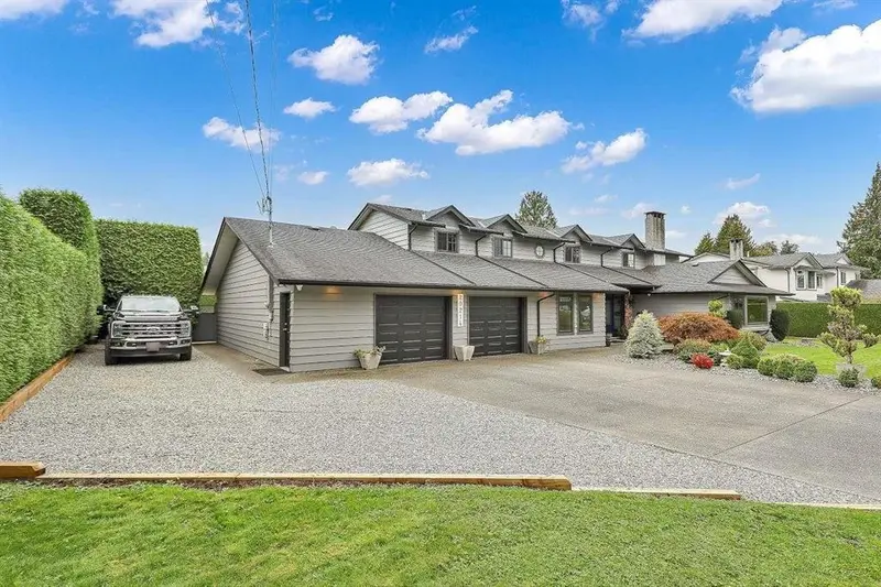 20214 PATTERSON AVENUE - photo 2 of 25