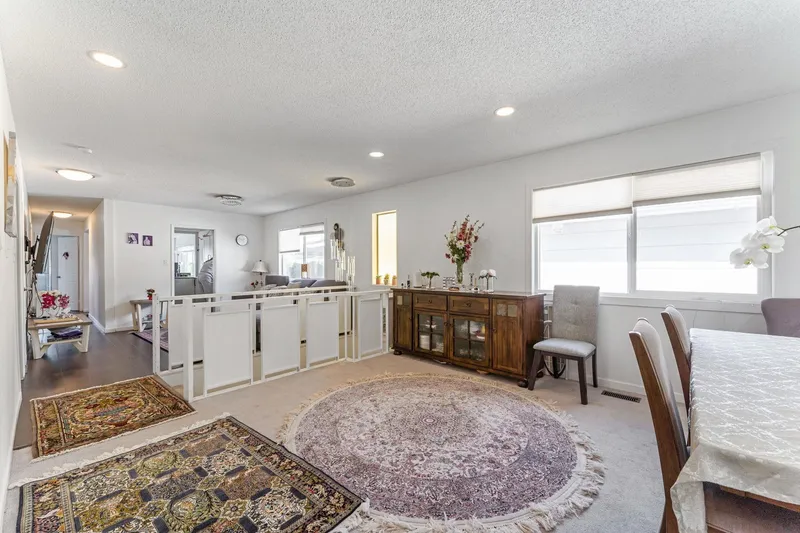 1949 MAHON AVENUE - photo 4 of 25