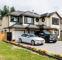 8736 140A STREET - thumbnail 2