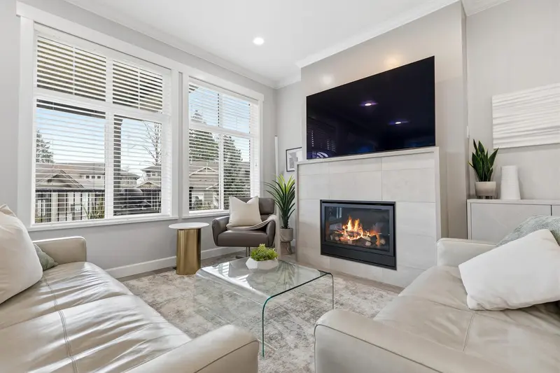 20 7138 210 STREET - photo 4 of 25