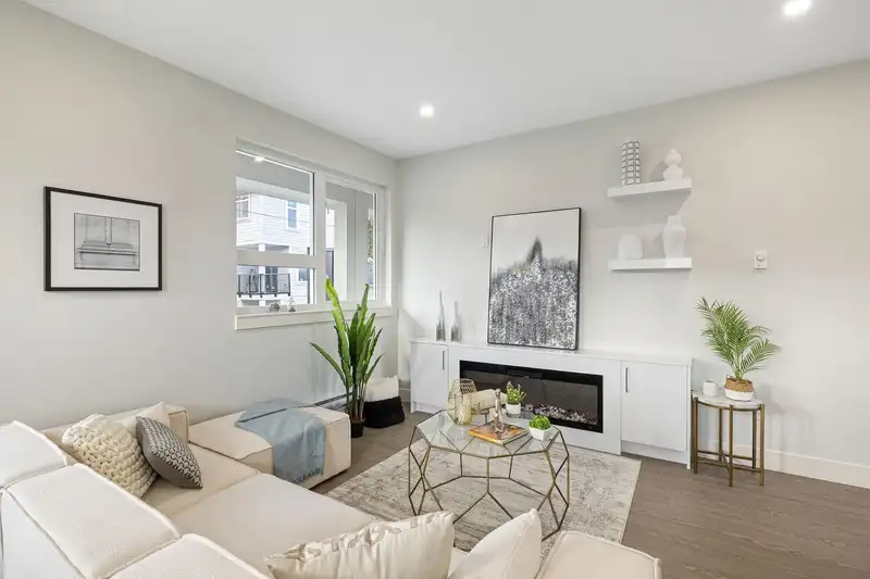 9 14391 61A AVENUE - photo 3 of 23