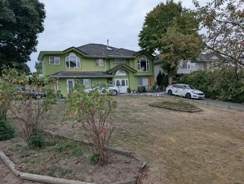8298 150A STREET - photo 1 of 1