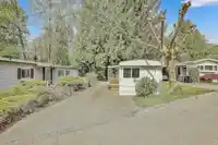 77 8220 KING GEORGE BOULEVARD - thumbnail 17