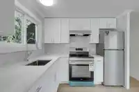 77 8220 KING GEORGE BOULEVARD - thumbnail 9