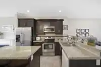 32 16355 82 AVENUE - thumbnail 10