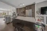 143 19525 73 AVENUE - thumbnail 2