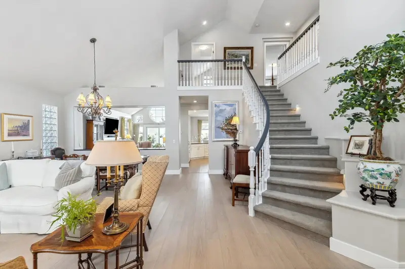 1 5110 ALDERFEILD PLACE - photo 3 of 25