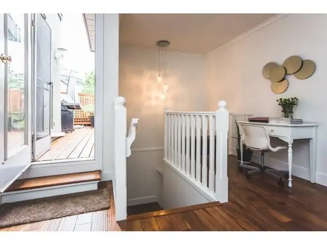 303 12088 66 AVENUE - photo 2 of 38