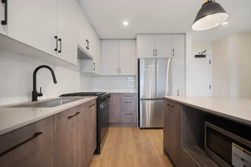 503 27215 ALDERGROVE TOWN CENTRE DRIVE - photo 3 of 25