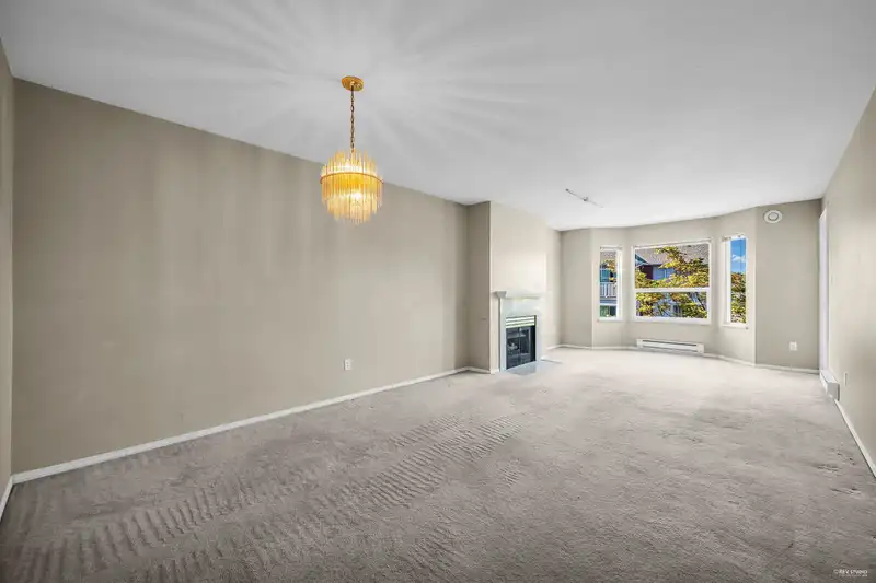 308 9946 151 STREET - photo 4 of 14