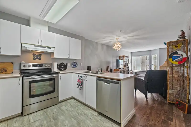 211 12160 80 AVENUE - photo 3 of 28