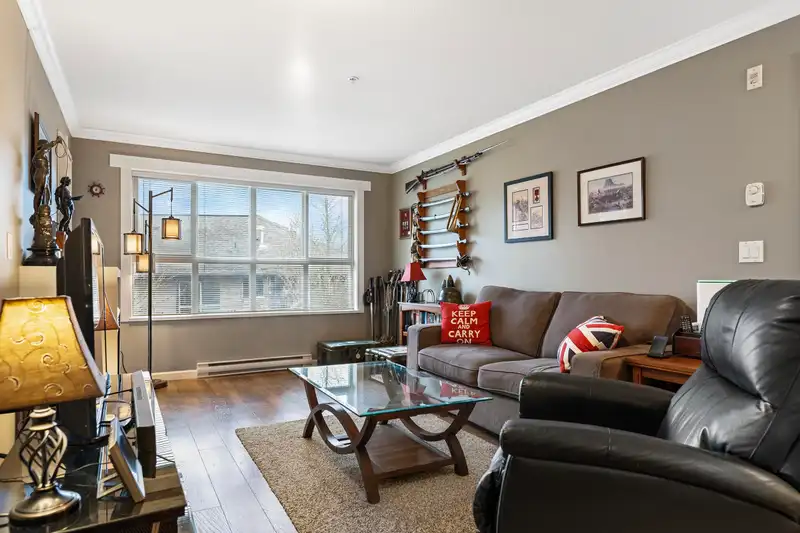 309 6815 188 STREET - photo 4 of 27