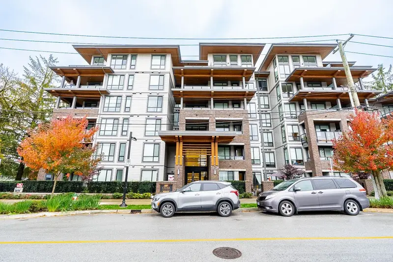 523 7599 15TH STREET - photo 3 of 25