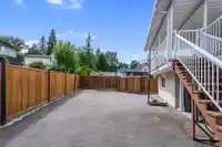 7869 143A STREET - thumbnail 26
