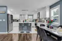 7869 143A STREET - thumbnail 5