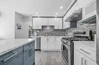 13330 59B AVENUE - thumbnail 10