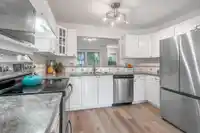 52 8428 VENTURE WAY - thumbnail 11