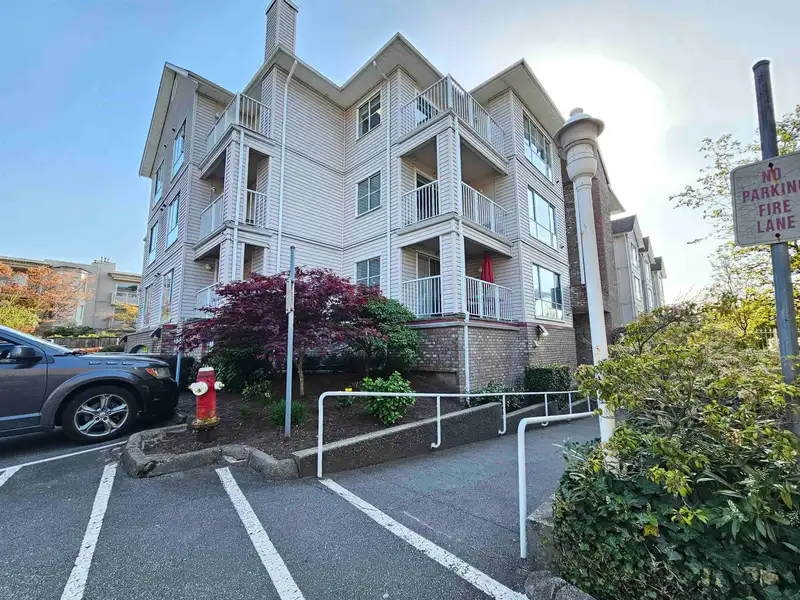 108 9951 152 STREET - photo 2 of 18