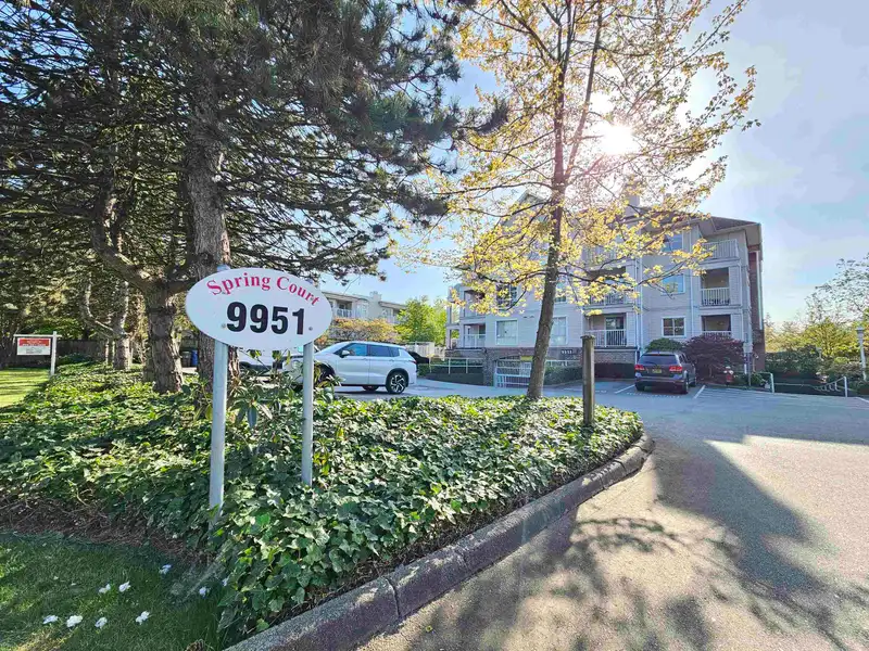 108 9951 152 STREET - photo 3 of 18