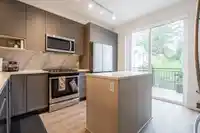 2 9718 161A STREET - thumbnail 9