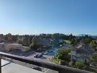 B213 14438 72 AVENUE - thumbnail 29