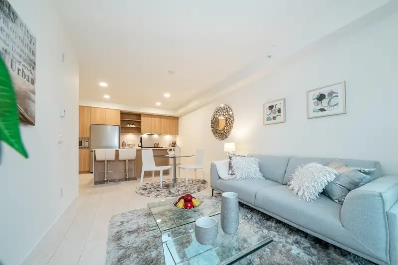 606 13439 94A AVENUE - photo 4 of 19