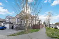 7097 149A STREET - thumbnail 2