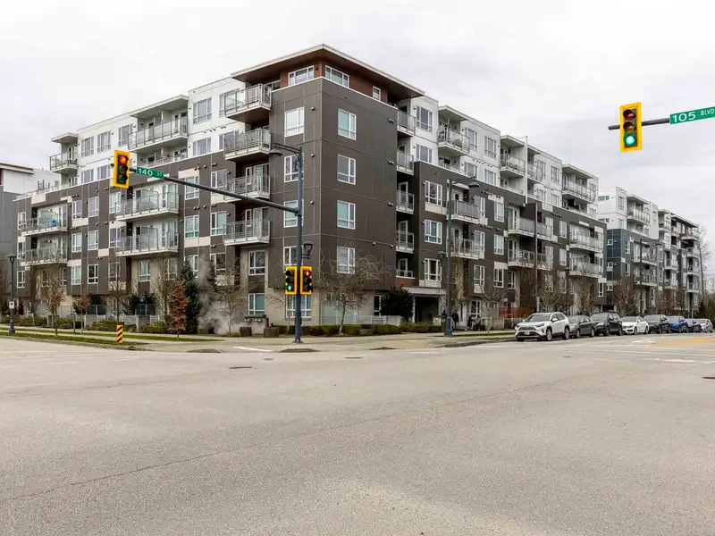 311 10581 140 STREET - photo 2 of 34