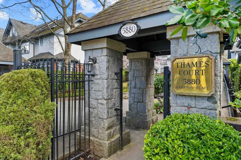 12 5880 HAMPTON PLACE - photo 2 of 25