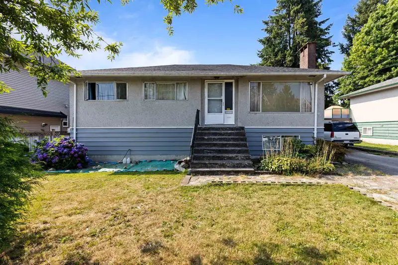 14650 111A AVENUE - photo 1 of 40