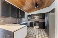 9840 158A STREET - thumbnail 11