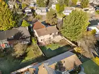 9840 158A STREET - thumbnail 33
