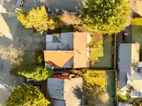9840 158A STREET - thumbnail 34