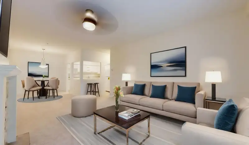 210 13911 70 AVENUE - photo 1 of 14