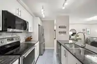 111 19340 65 AVENUE - thumbnail 6