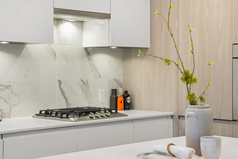 507 3888 EVERGREEN PLACE - photo 4 of 25