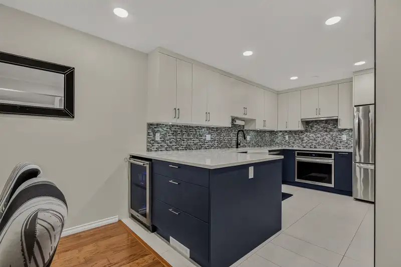 5 13918 58 AVENUE - photo 4 of 24