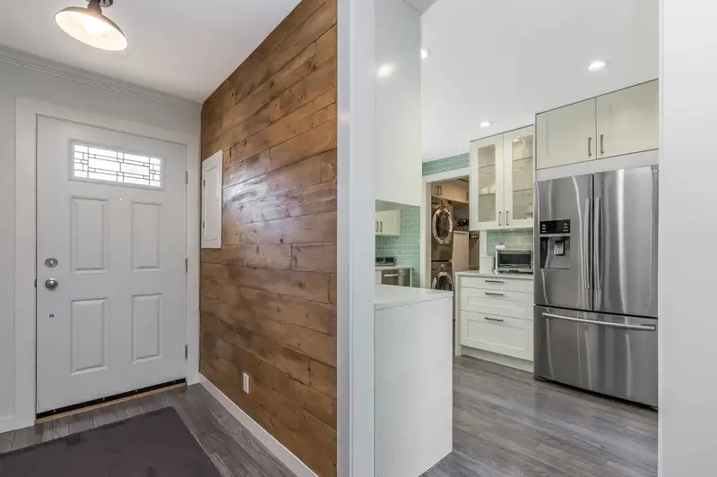 6189 W GREENSIDE DRIVE - photo 4 of 40