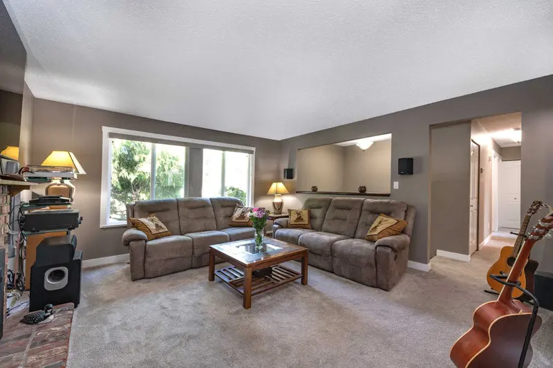 30 27052 34A AVENUE - photo 3 of 25