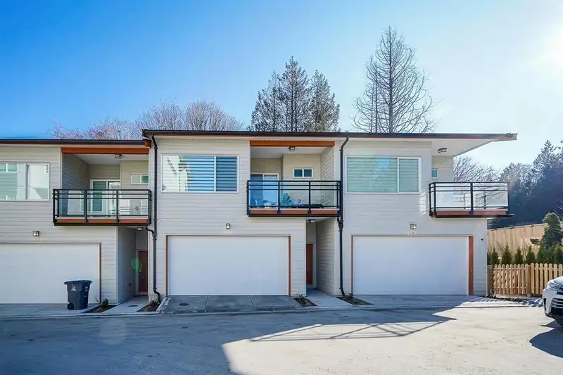 17 5960 142 STREET - photo 1 of 31